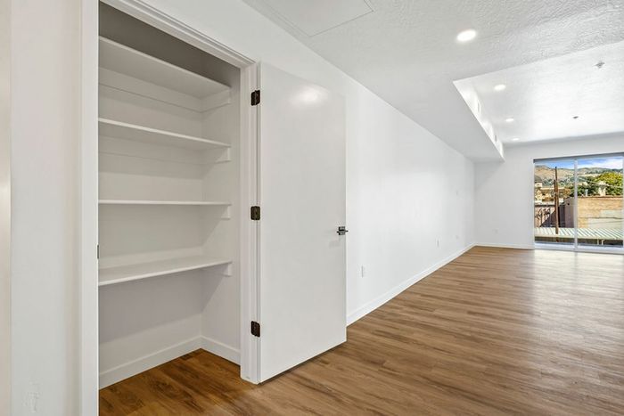 343-apartments-slc_B-pantry