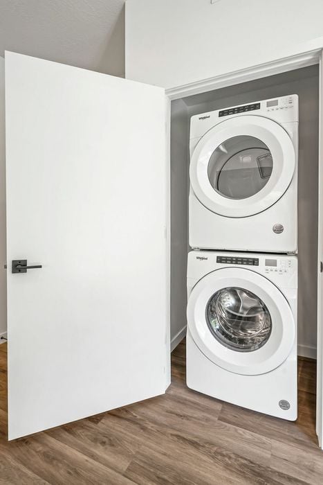 343-apartments-slc_s2-kitchen-laundry