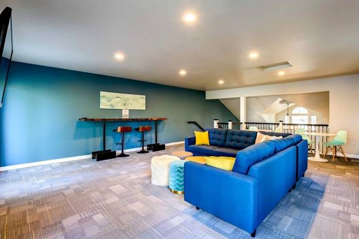 Resident Lounge with TV | Charter Club | Apartments for Rent in Everett WA