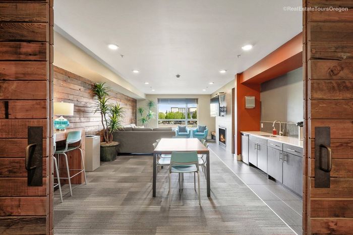 Resident Lounge | Apartments in Salem Or | South Block