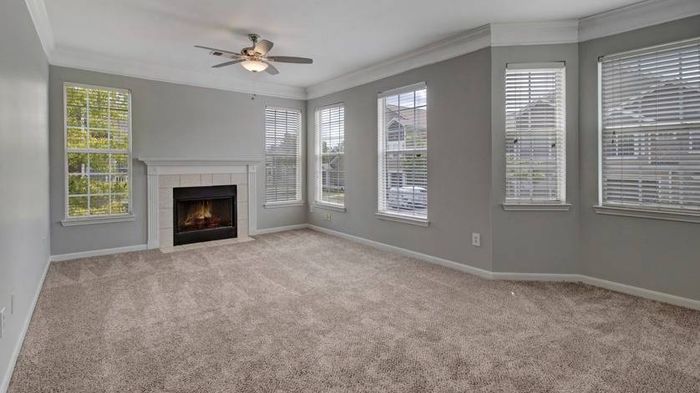 Elegant Living Room | 3 Bedroom Apartments For Rent In Nashville Tn | Hamptons at Woodland Pointe