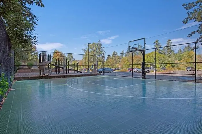 Sport Court | Apartments in Tualatin OR | River Ridge