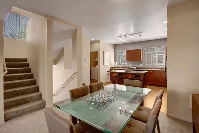 Multiple Floor Townhomes | Puyallup WA Apartments and Townhomes | Brookstone