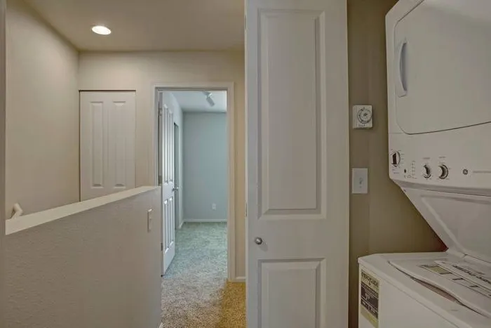 In-Unit Washer and Dryer | Puyallup WA Apartments | Brookstone