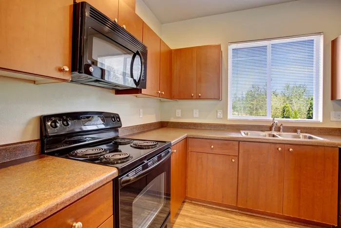 Fully Appliance Kitchen | Puyallup Washington Apartments | Brookstone