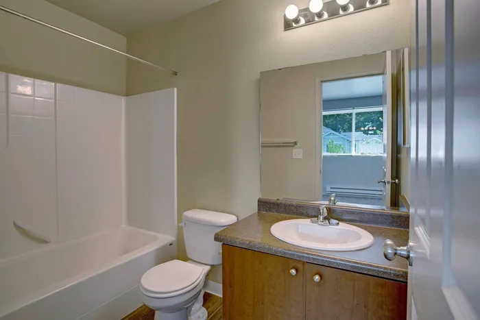Classic Bathroom (20-7507) | Puyallup WA Apartments for Rent | Brookstone