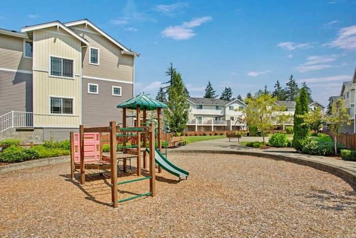 Playground Area | Puyallup Washington Apartments for Rent | Brookstone at Edgewater Apartments