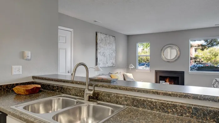 Spacious Kitchen | 2 Bedroom Apartments In Aurora Co | The Grove at City Center