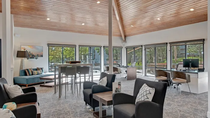 Resident Lounge | Apartments Near Aurora Co | The Grove at City Center