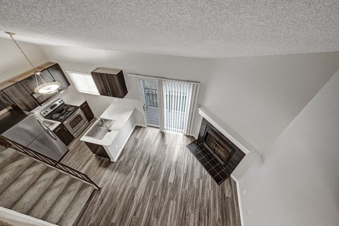 Loft | Apartments in Littleton CO | Summit Riverside