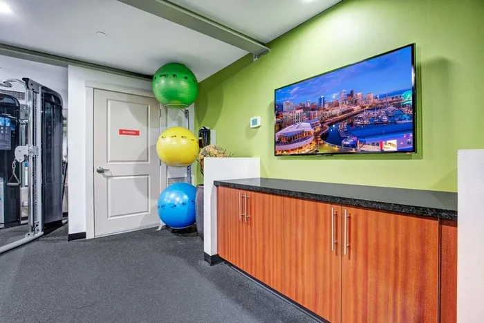 Fitness Center TV | The Noble