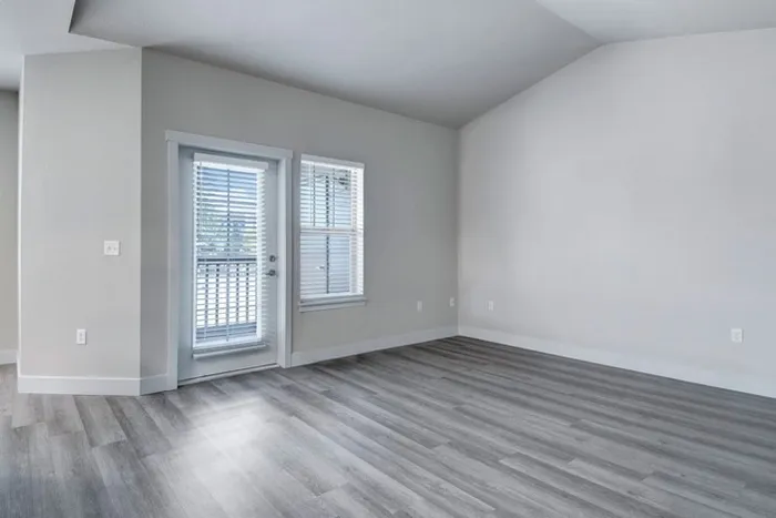 Dining Room | Tualatin Oregon Apartments | River Ridge