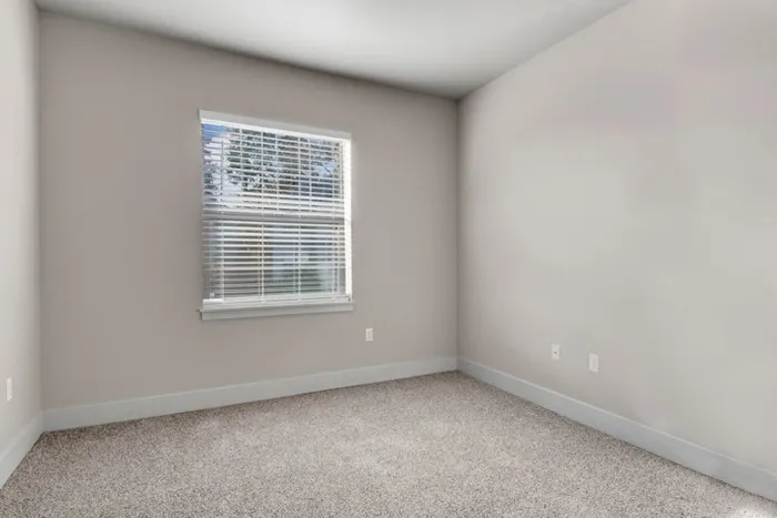 Beautiful Primary Bedroom | Apartments in Tualatin, OR | River Ridge