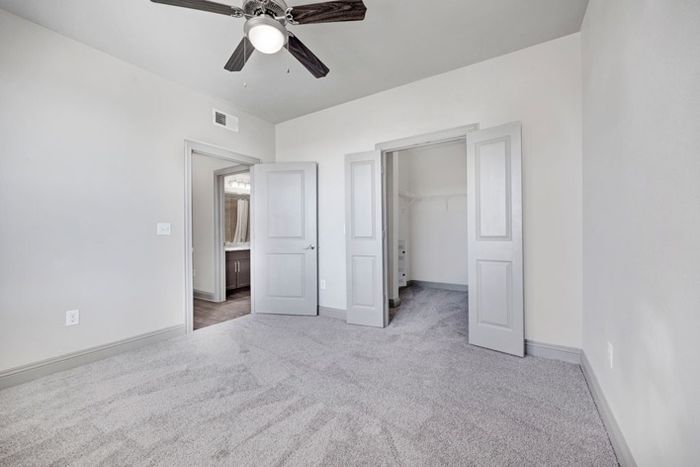 Primary Bedroom | Apartments in Kyle Texas | Oaks of Kyle
