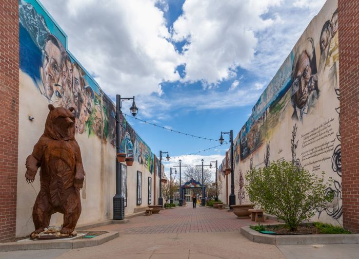 Longmont Shopping, Restaurants and Entertainment