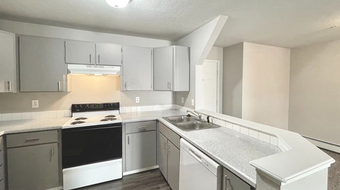 Large Kitchen, Bright Kitchen, Gray Cabinets, Full Appliance Kitchen in Longmont