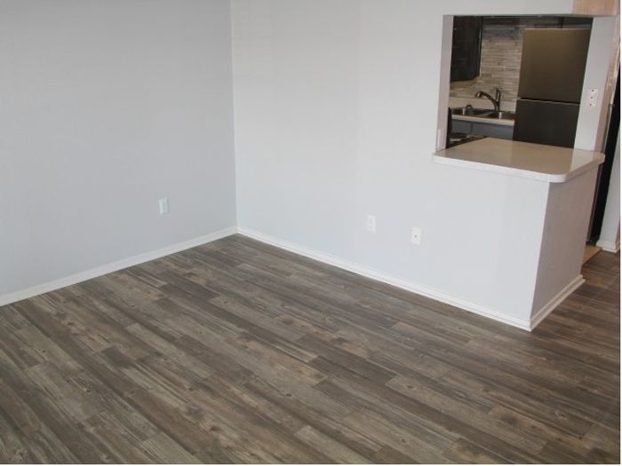 Natual lighting, plenty of space to relax or entertain