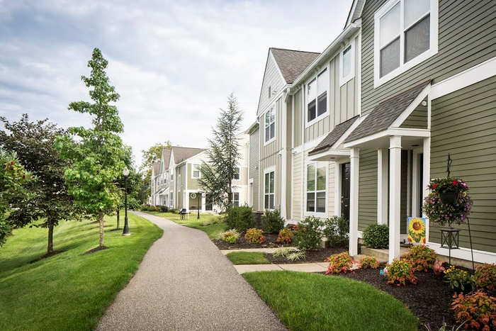 Apartments for rent in Marlton, NJ | Brook View Apartment Homes