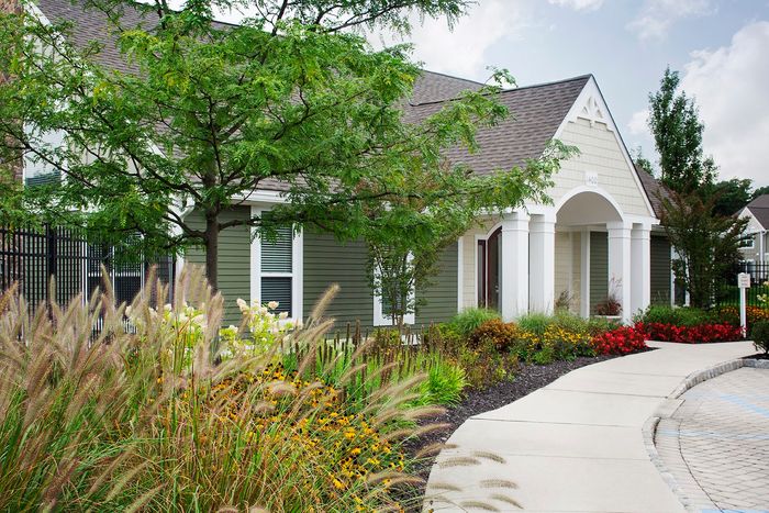 Marlton NJ Apartment For Rent | Brook View Apartment Homes