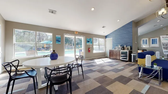 Leasing Room