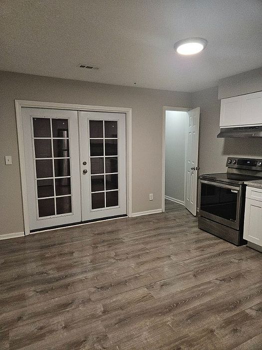Kitchen area