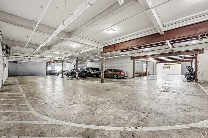 mc kiser garage