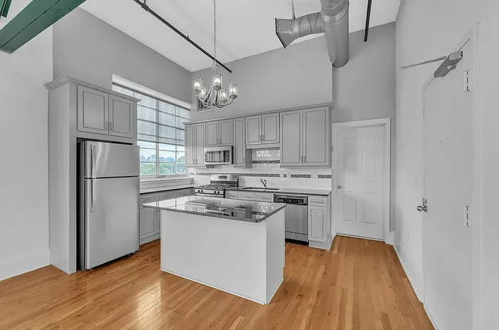 hotel roxy kitchen 2