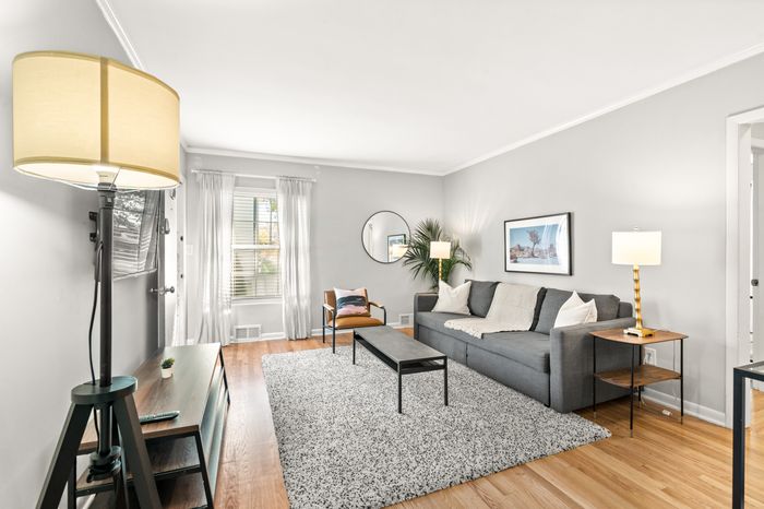 Modern Lay Outs