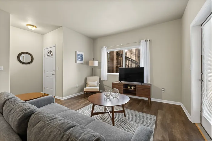 2bd 2ba - Premium Unit