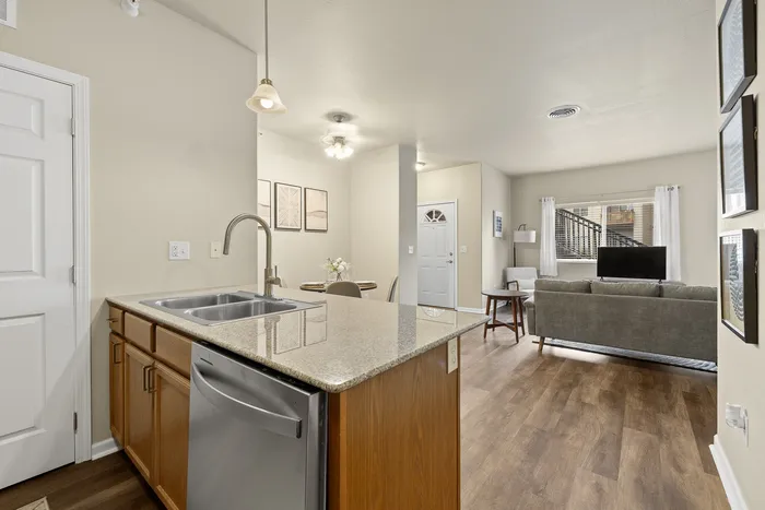 2bd 2ba - Premium Unit