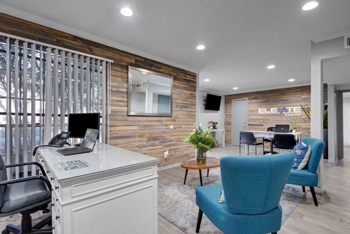 Leasing Office