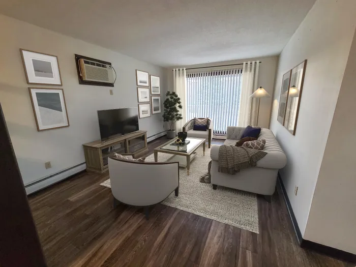 2 Bed, 1 Bath