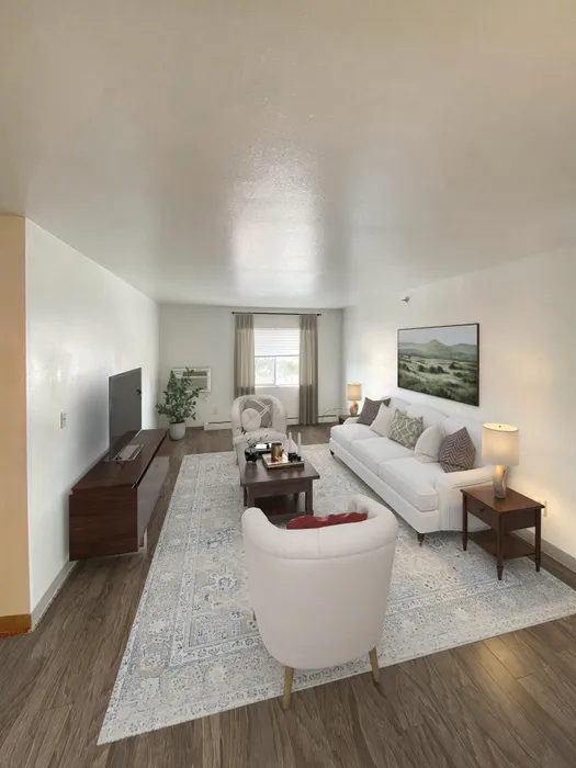 2 Bed, 1 Bath