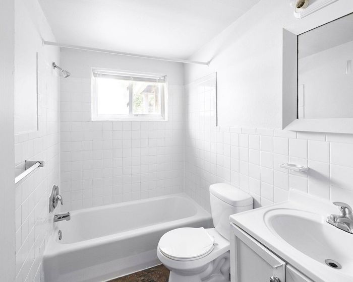 Chestnut Run Village- Wilmington, DE- Bathroom