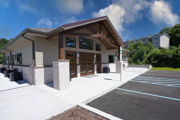 Walton Heights- Altoona, PA-Clubhouse Exterior