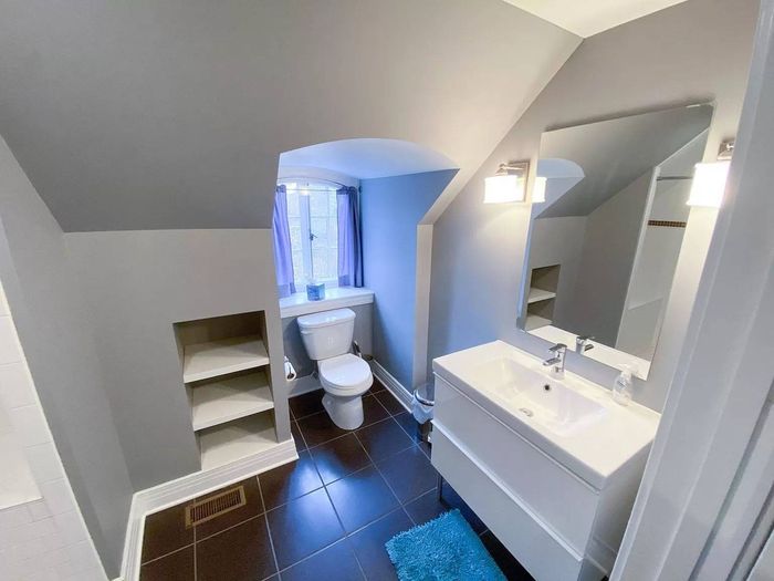 525 W State- Kennett Square- Bathroom