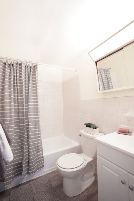 Westbury- Willow Grove, PA-Bathroom