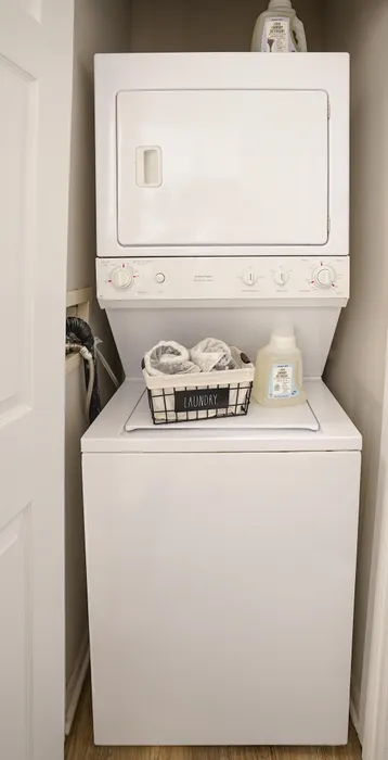 Plymouth Pointe Apartments - Norristown, PA -  Laundry