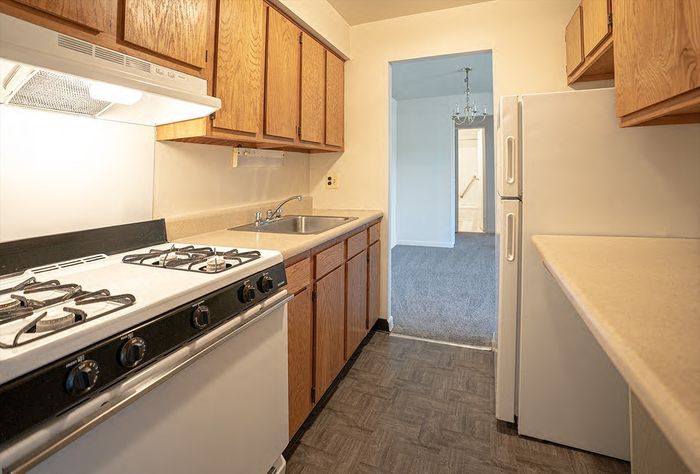 Bradfield Court- Abington, PA- Kitchen