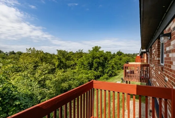 Apartments For Rent Jefferson Hills, PA - Heritage Hills - Balcony