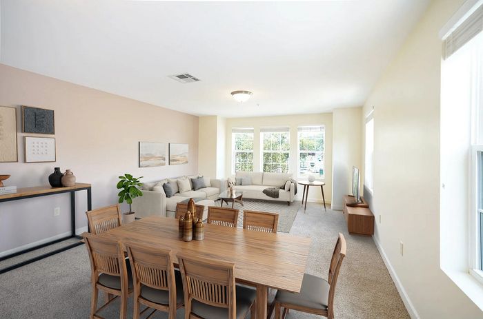 Diamond Pointe- Williamsport, PA- Living Room