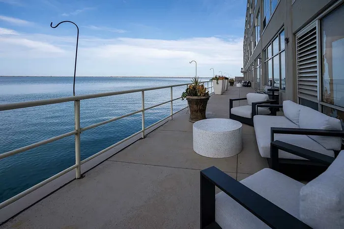 The Shoreline- Cleveland, Ohio- Pool