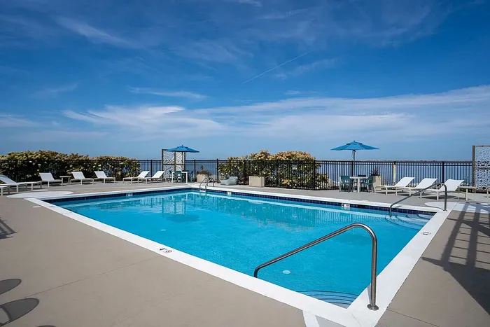 The Shoreline- Cleveland, Ohio- Pool