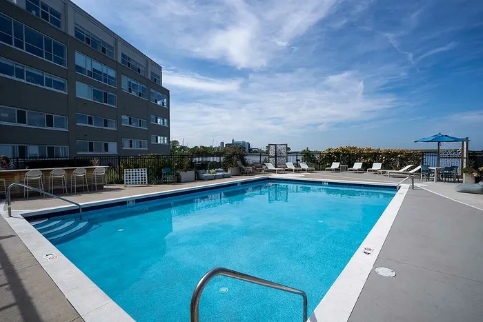 The Shoreline- Cleveland, Ohio- Pool