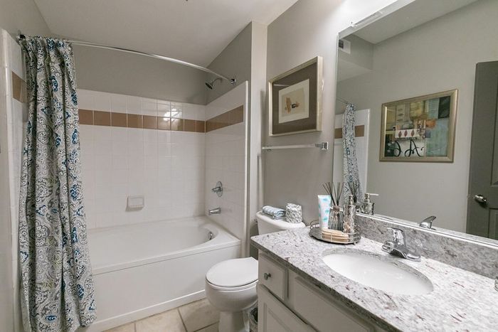 Contemporary Bathroom Finishes