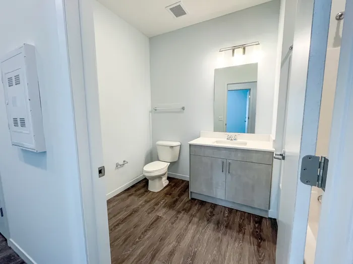 Unit Model Bathroom | Student Apartments in Champaign, IL | Pacifica on Green