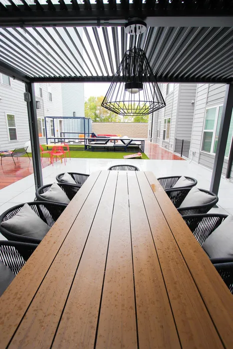 Student Apartments in Champaign, IL | Pacifica on Green
