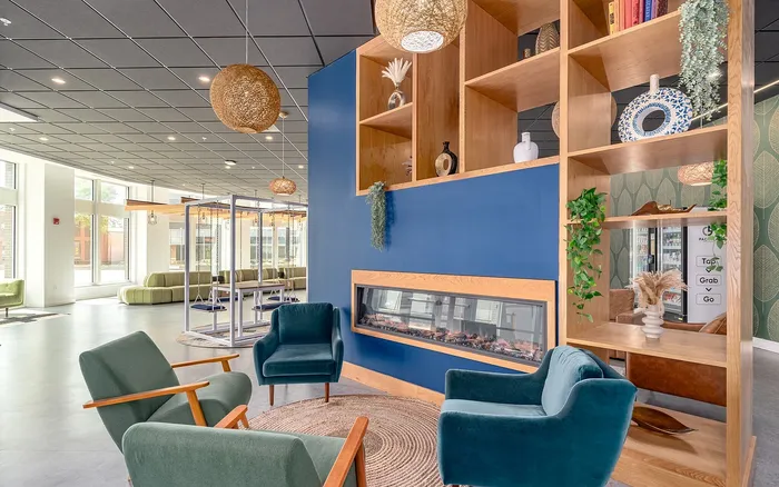Pacifica on Green Lobby