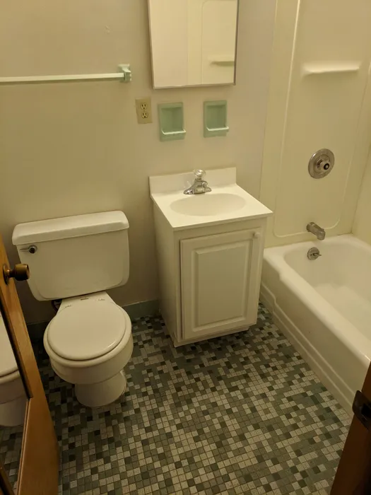 Campus Central - Bathroom