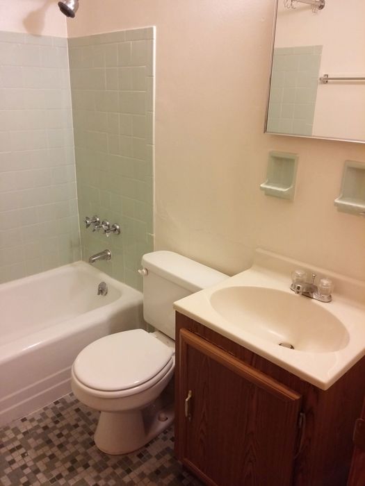 Campus Central - Bathroom
